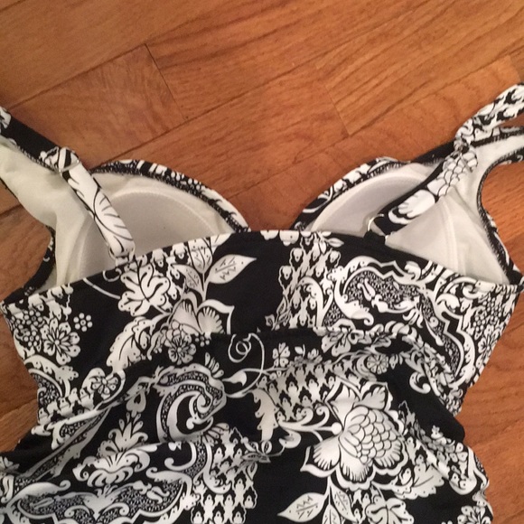 Tankini - Picture 2 of 4